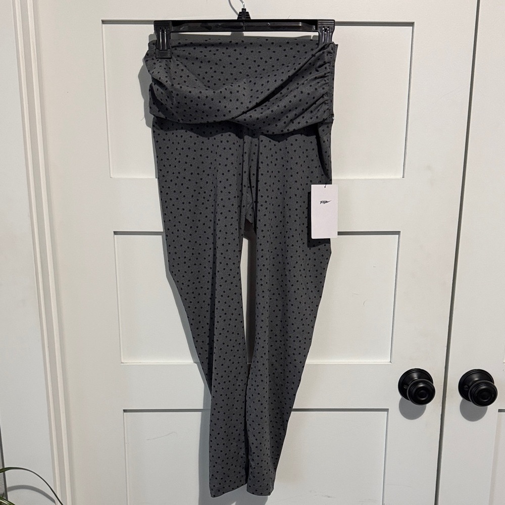 Nike Yoga Twist Too Dark Gray Dotted Leggings